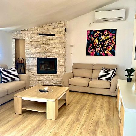Golden Apartments Zaboric Ngoại thất bức ảnh
