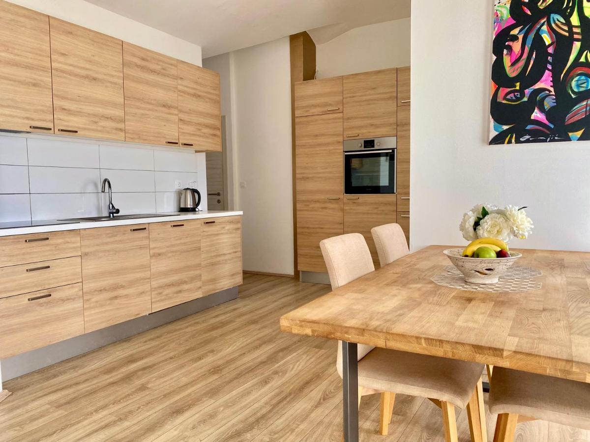 Golden Apartments Zaboric Ngoại thất bức ảnh