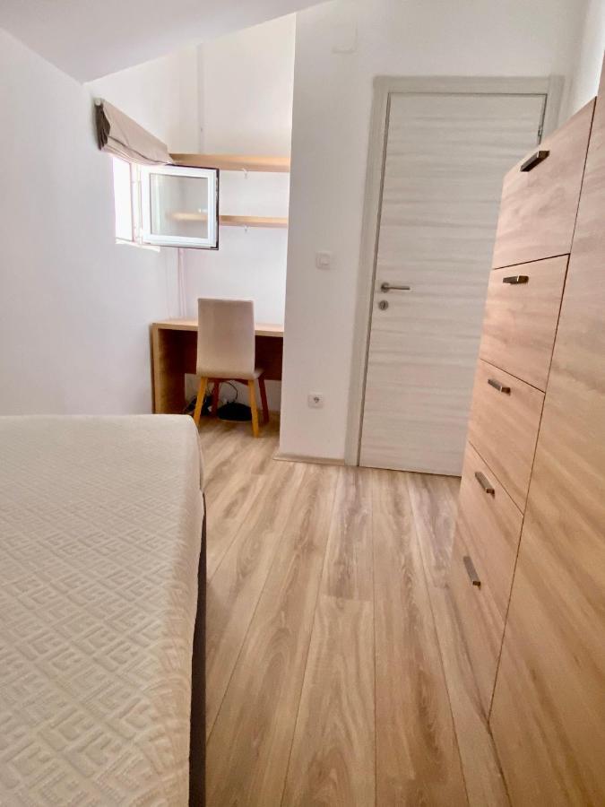 Golden Apartments Zaboric Ngoại thất bức ảnh